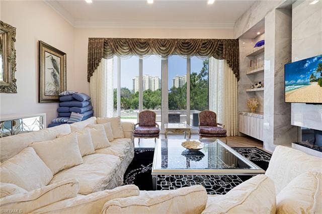 20210 Chapel Trace, Estero, FL 33928 20210 Chapel Trace, Estero, FL 33928