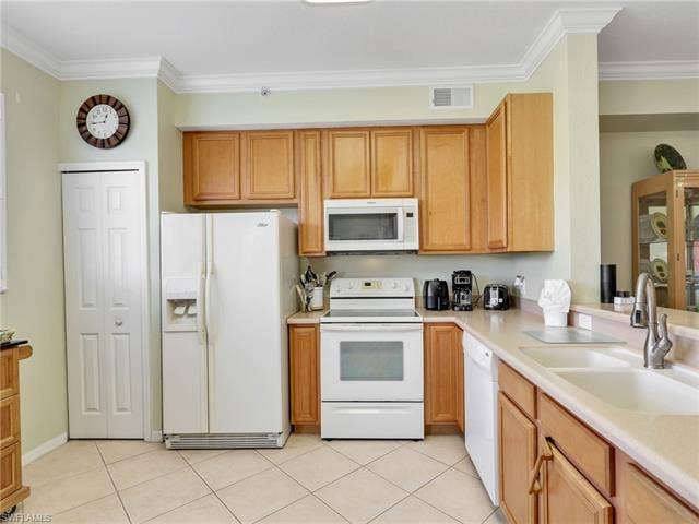 6824 Sterling Greens Pl, #3303, Naples, FL 34104 6824 Sterling Greens Pl, #3303, Naples, FL 34104