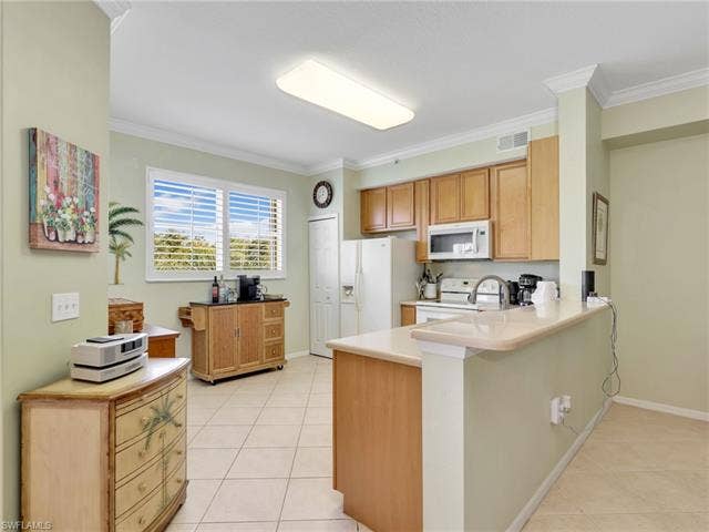 6824 Sterling Greens Pl, #3303, Naples, FL 34104 6824 Sterling Greens Pl, #3303, Naples, FL 34104