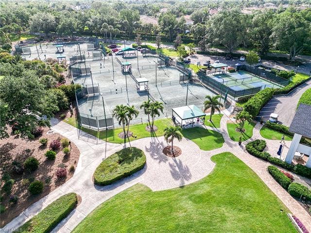 8471 Southbridge Dr, #1, Estero, FL 33967 Racquets