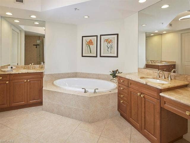 23850 Via Italia Cir, #504, Estero, FL 34134 23850 Via Italia Cir, #504, Estero, FL 34134