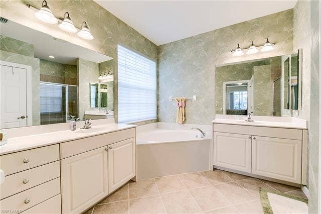 21900 Longleaf Trail Dr, Estero, FL 34135 21900 Longleaf Trail Dr, Estero, FL 34135