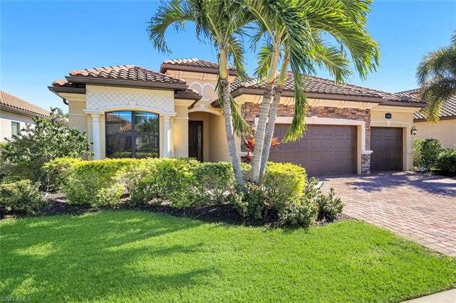 28085 Wicklow Ct, Bonita Springs, FL 34135 Welcome to the Princeton Model Home