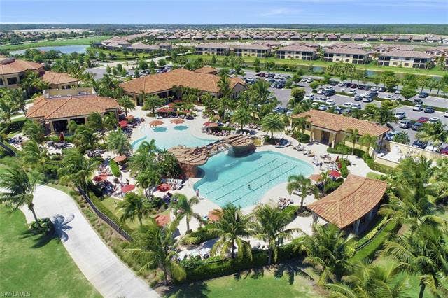 28085 Wicklow Ct, Bonita Springs, FL 34135 Bonita National Amenities Center