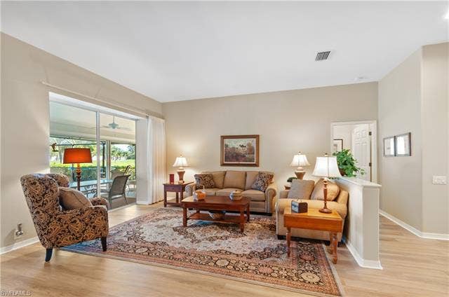 13201 Bridgeford Ave, Bonita Springs, FL 34135 Living room
