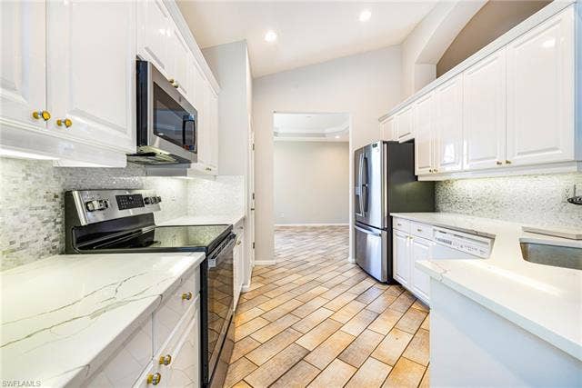 19091 Ridgepoint Dr, #202, Estero, FL 33928 19091 Ridgepoint Dr, #202, Estero, FL 33928