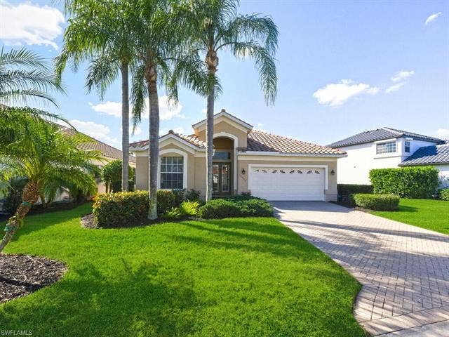 10000 Isola Way, Miromar Lakes, FL 33913 Welcome Home!