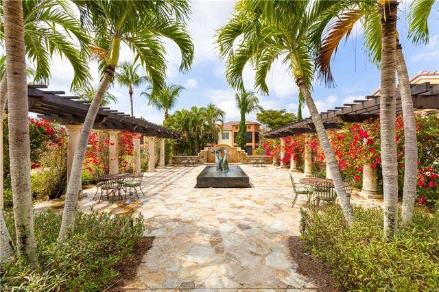8641 Piazza Del Lago Cir, #203, Estero, FL 33928 8641 Piazza Del Lago Cir, #203, Estero, FL 33928