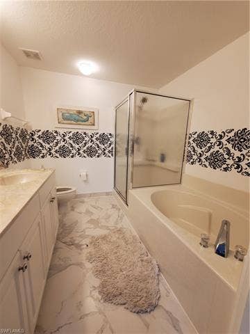 326 Dover Pl, #J203, Naples, FL 34104 326 Dover Pl, #J203, Naples, FL 34104