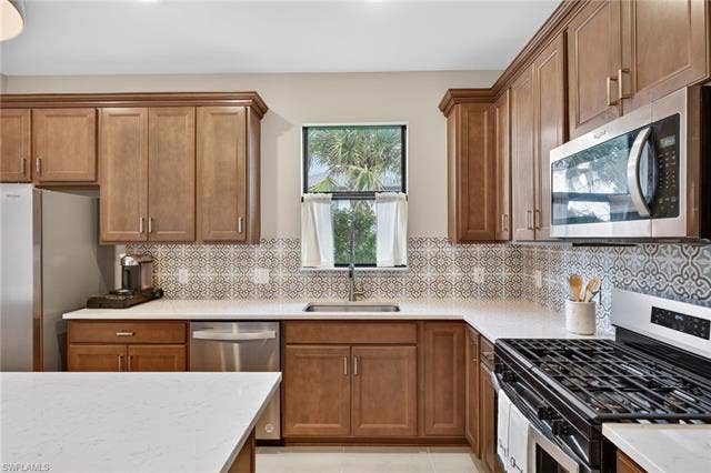 20548 Pebble Glen Dr, Estero, FL 33928 20548 Pebble Glen Dr, Estero, FL 33928