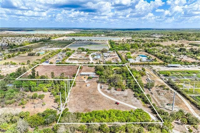 26118 Cutting Horse Ln, Bonita Springs, FL 34135 26118 Cutting Horse Ln, Bonita Springs, FL 34135