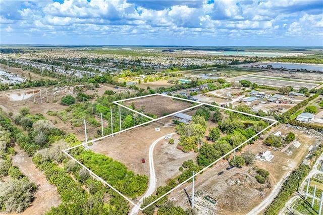26118 Cutting Horse Ln, Bonita Springs, FL 34135 26118 Cutting Horse Ln, Bonita Springs, FL 34135