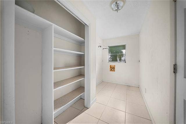 219 46th Ter, Cape Coral, FL 33904 219 46th Ter, Cape Coral, FL 33904