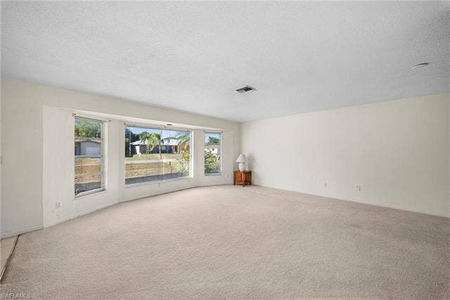 219 46th Ter, Cape Coral, FL 33904 219 46th Ter, Cape Coral, FL 33904