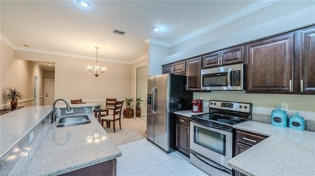 20695 Country Barn Dr, Estero, FL 33928 20695 Country Barn Dr, Estero, FL 33928