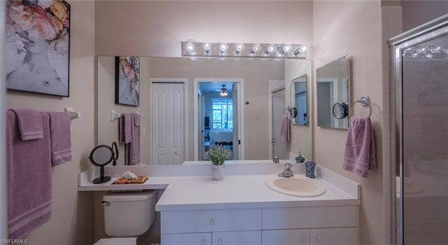 20695 Country Barn Dr, Estero, FL 33928 20695 Country Barn Dr, Estero, FL 33928