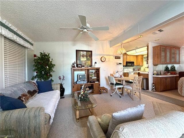 4621 E Liberty Ln, Estero, FL 33928 4621 E Liberty Ln, Estero, FL 33928