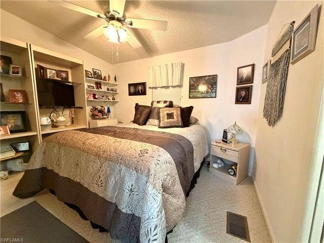 4621 E Liberty Ln, Estero, FL 33928 4621 E Liberty Ln, Estero, FL 33928