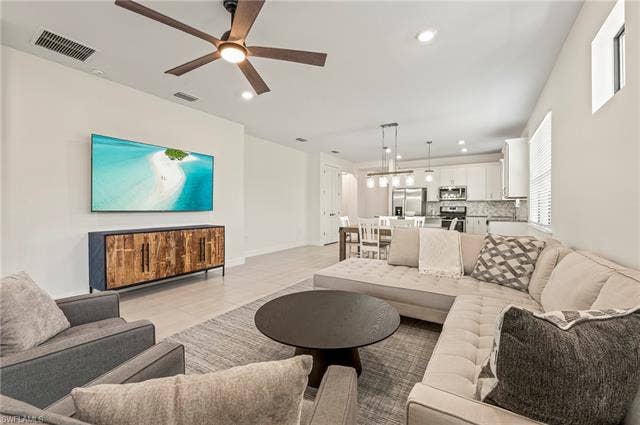 12350 Canal Grande Dr, Fort Myers, FL 33913 12350 Canal Grande Dr, Fort Myers, FL 33913