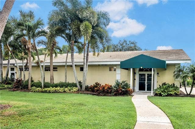 9221 Spanish Moss Way, Bonita Springs, FL 34135 Community Fitness, private