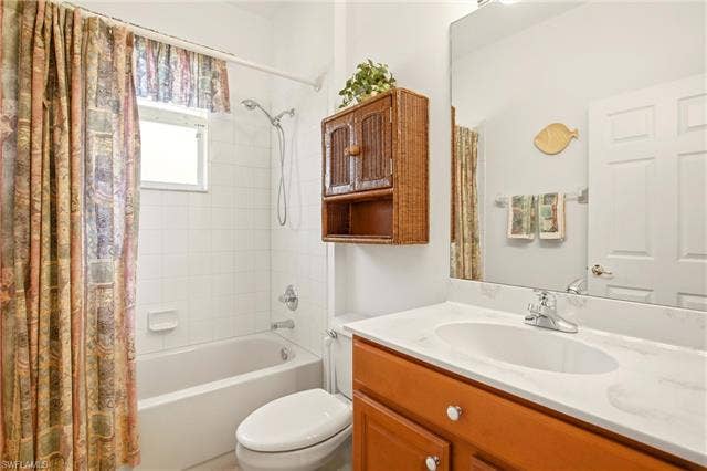 9221 Spanish Moss Way, Bonita Springs, FL 34135 Guest Bath