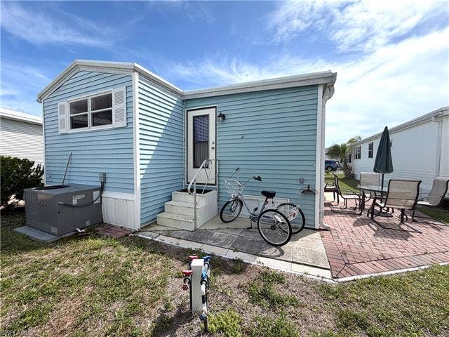4710 W Pilgrims Way, Estero, FL 33928 4710 W Pilgrims Way, Estero, FL 33928