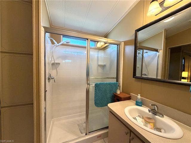 4710 W Pilgrims Way, Estero, FL 33928 4710 W Pilgrims Way, Estero, FL 33928