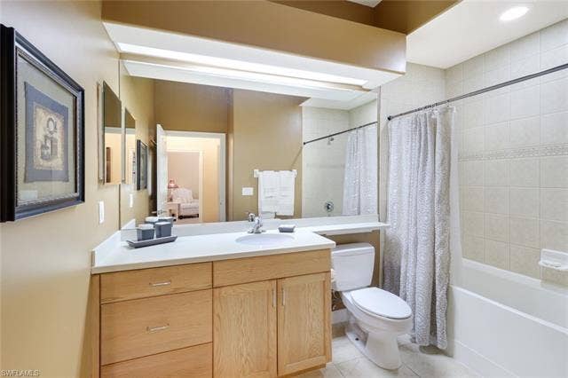 8721 Piazza Del Lago Cir, #205, Estero, FL 33928 8721 Piazza Del Lago Cir, #205, Estero, FL 33928