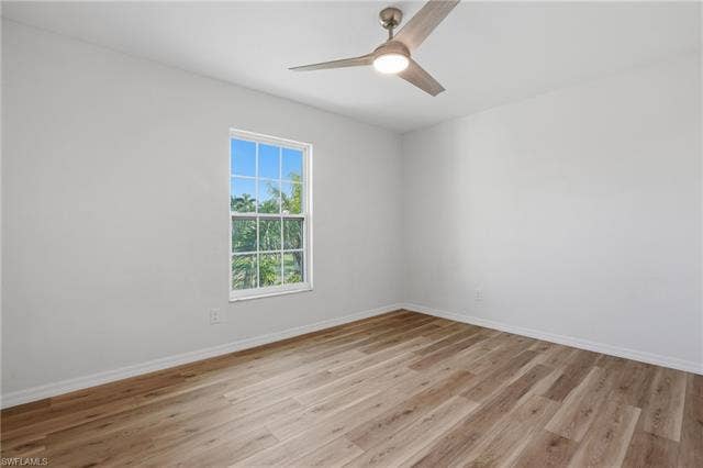 208 Aviation Pkwy, Cape Coral, FL 33904 Front bedroom