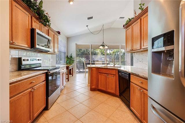 19081 Ridgepoint Dr, #201, Estero, FL 33928-3915 19081 Ridgepoint Dr, #201, Estero, FL 33928-3915
