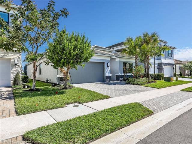 12779 Woodbury Dr, Estero, FL 33928 12779 Woodbury Dr, Estero, FL 33928