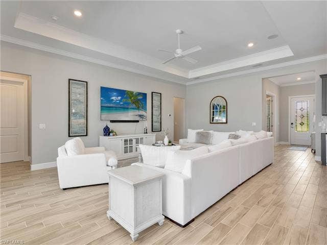 21064 Hallandale Dr, Estero, FL 33928 21064 Hallandale Dr, Estero, FL 33928