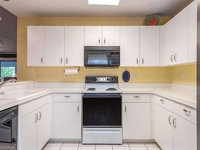 8371 Grand Palm Dr, #2, Estero, FL 33967 Kitchen