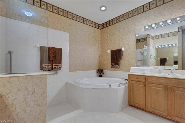 4660 Winged Foot Ct, #102, Naples, FL 34112 4660 Winged Foot Ct, #102, Naples, FL 34112
