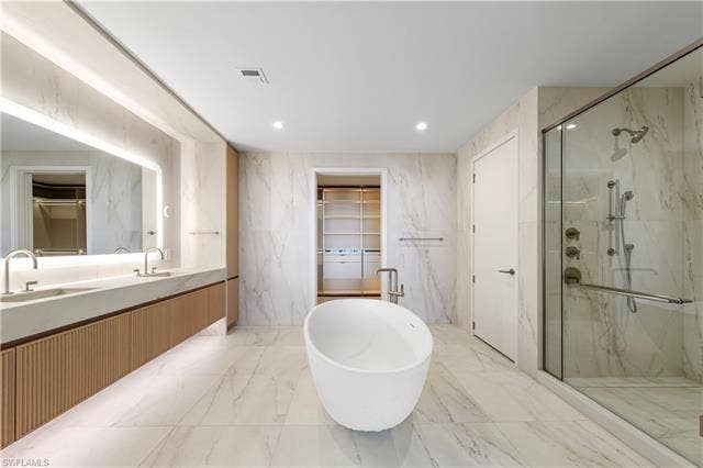 5100 Seagrass Blvd, #503, Bonita Springs, FL 34134 Primary Bath, Waterworks, Italkraft, Dekton