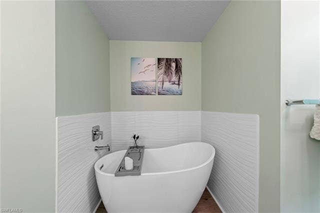 20261 Estero Gardens Cir, #207, Estero, FL 33928 20261 Estero Gardens Cir, #207, Estero, FL 33928