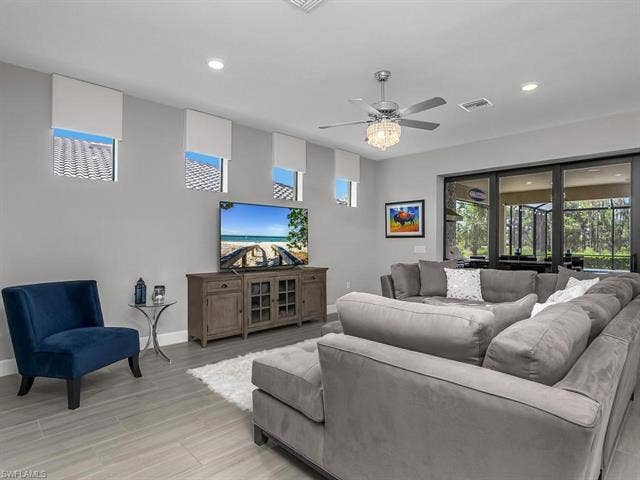 17581 Ashcomb Way, Estero, FL 33928 17581 Ashcomb Way, Estero, FL 33928