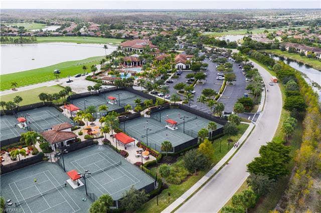 17211 Cherrywood Ct, Bonita Springs, FL 34135 Tennis Center