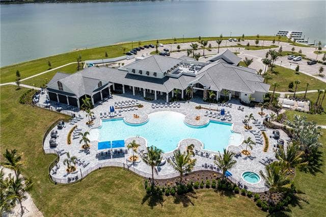 14083 Blue Bay Cir, Fort Myers, FL 33913 Community Pool with Food Service