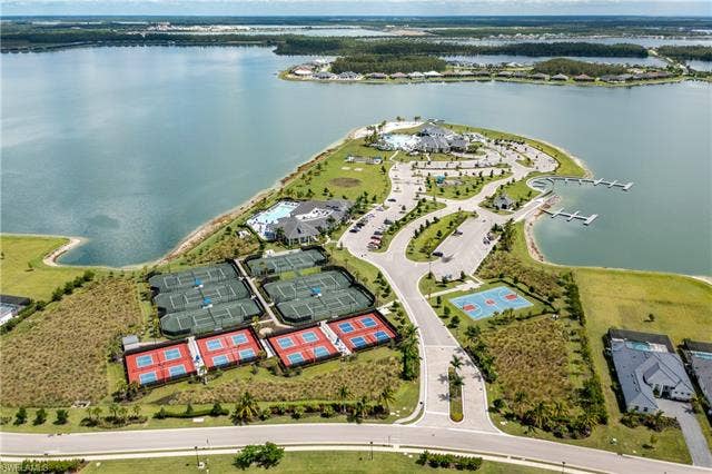 14083 Blue Bay Cir, Fort Myers, FL 33913 Amentities including Boat Dock Slips, Ramp, etc.