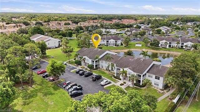 132 Santa Clara Dr, #10, Naples, FL 34104 Aerial view