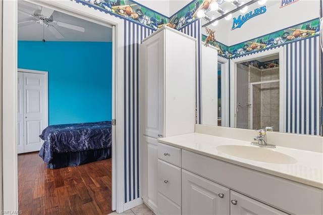 4692 Spring Creek Dr, Bonita Springs, FL 34134 Jack-N-Jill Guest Bath