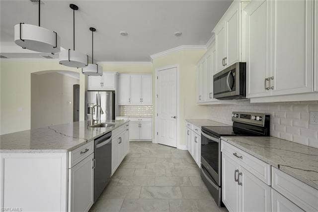 28113 Captiva Shell Loop, Bonita Springs, FL 34135 28113 Captiva Shell Loop, Bonita Springs, FL 34135