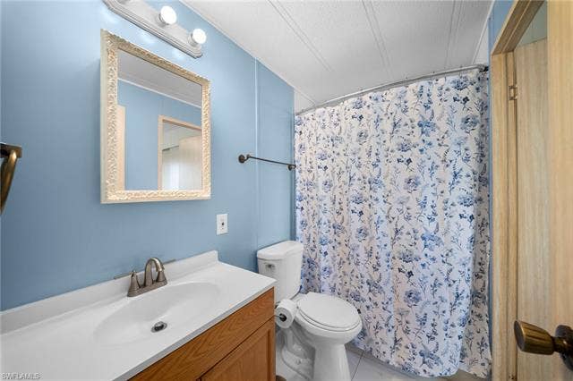 455 Cape Florida Way, Naples, FL 34104 455 Cape Florida Way, Naples, FL 34104