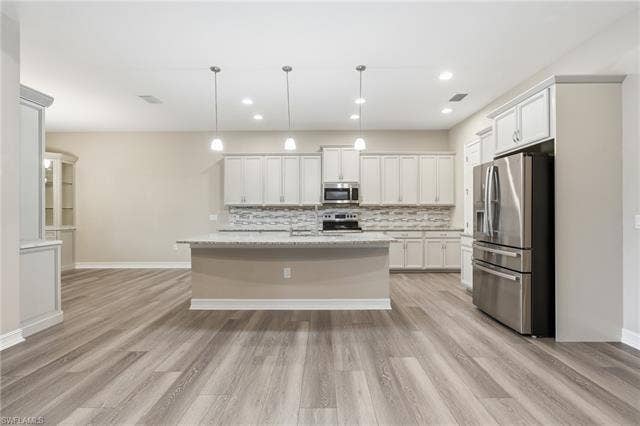 10240 Avonleigh Dr, Bonita Springs, FL 34135 10240 Avonleigh Dr, Bonita Springs, FL 34135