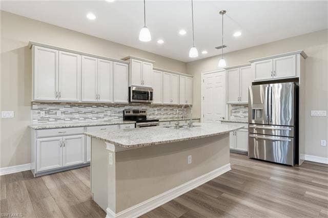 10240 Avonleigh Dr, Bonita Springs, FL 34135 10240 Avonleigh Dr, Bonita Springs, FL 34135