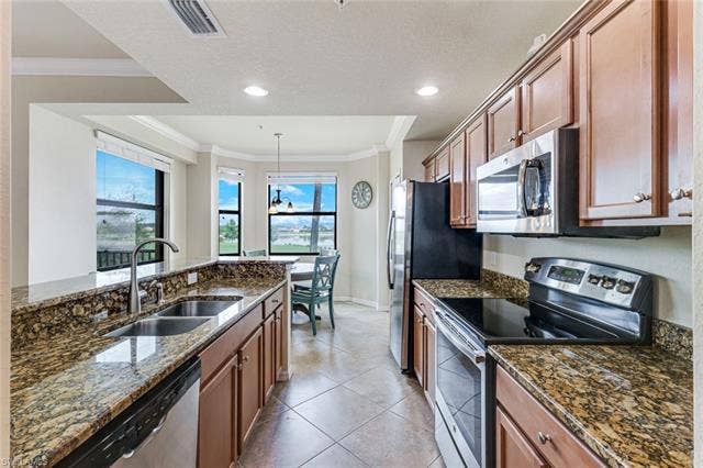 17951 Bonita National Blvd, #422, Bonita Springs, FL 34135 Galley Kitchen with a View!