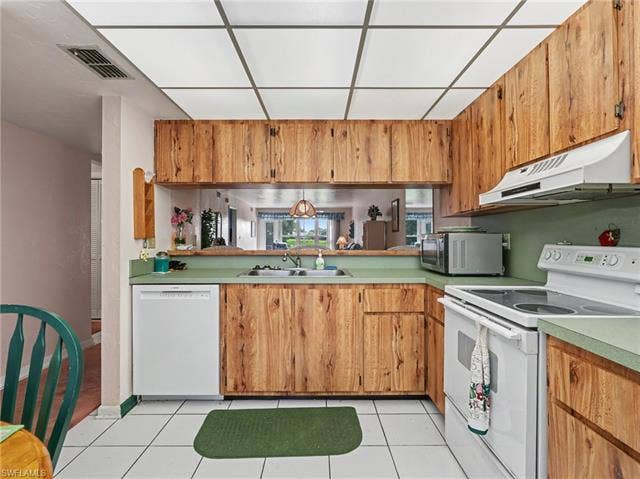 3816 Snowflake Ln, #1303, Naples, FL 34112 3816 Snowflake Ln, #1303, Naples, FL 34112