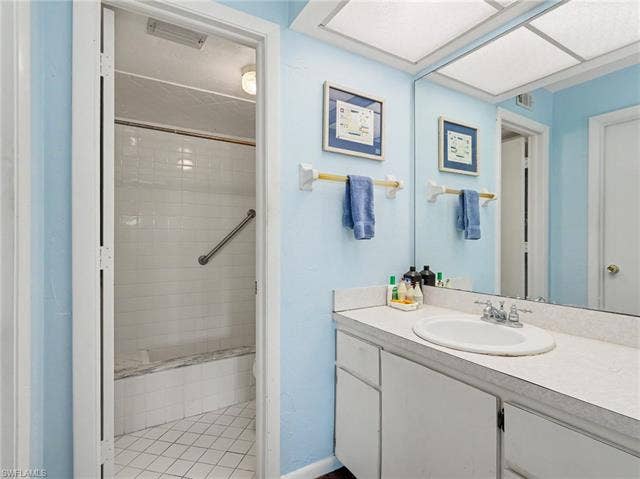 3816 Snowflake Ln, #1303, Naples, FL 34112 3816 Snowflake Ln, #1303, Naples, FL 34112