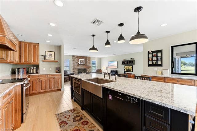 9981 Treasure Cay Ln, Bonita Springs, FL 34135 9981 Treasure Cay Ln, Bonita Springs, FL 34135